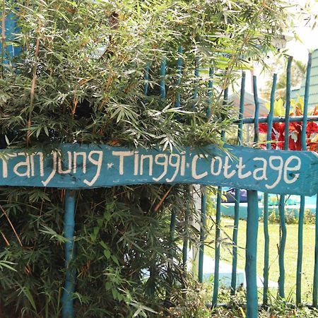 Tanjong Tinggi Cottage Sijuk Екстериор снимка